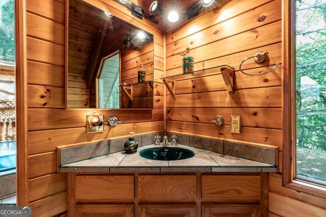 404 Earney Road Blairsville - 37