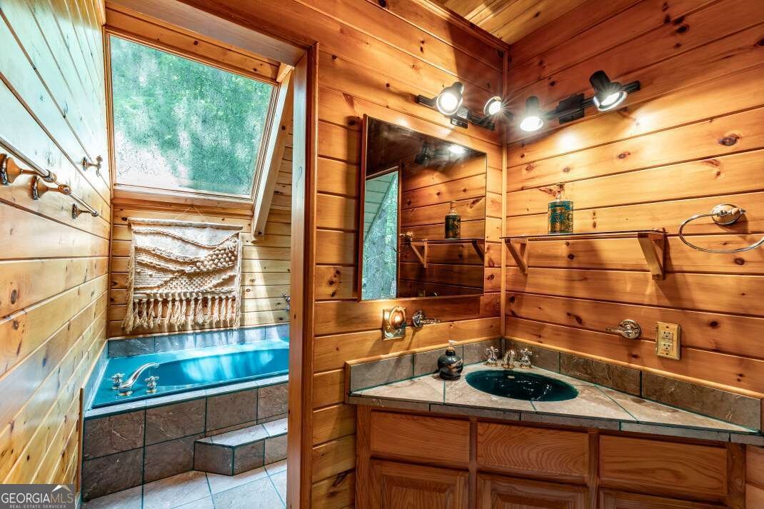 404 Earney Road Blairsville - 38