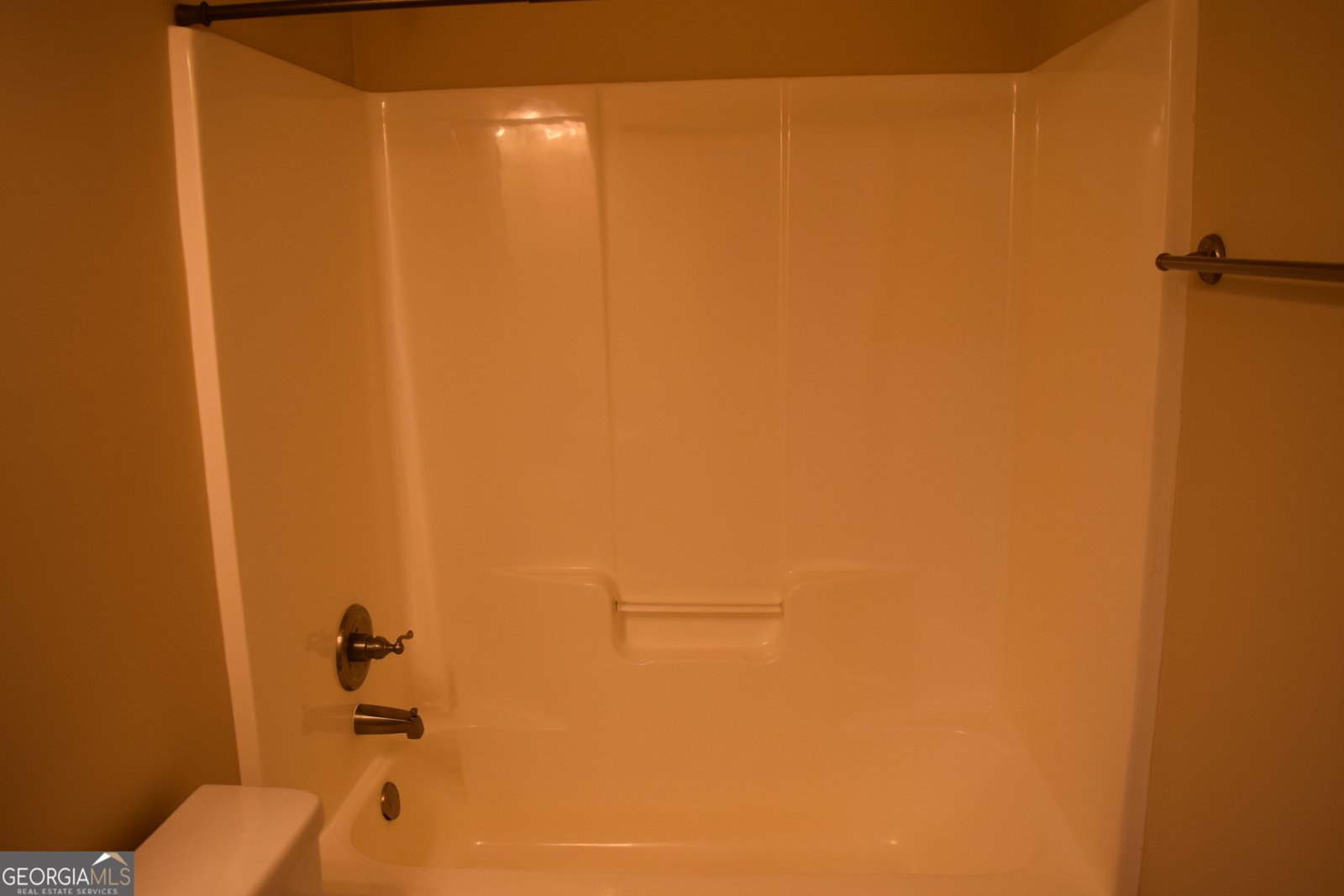 504 Bryant Lake Boulevard LaGrange - 20