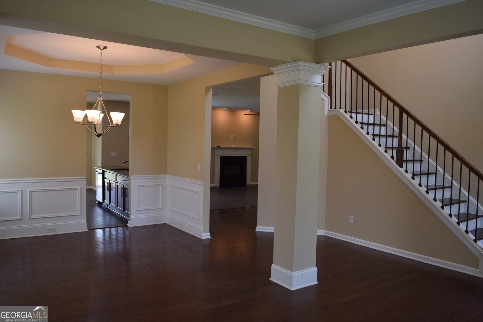 504 Bryant Lake Boulevard LaGrange - 3