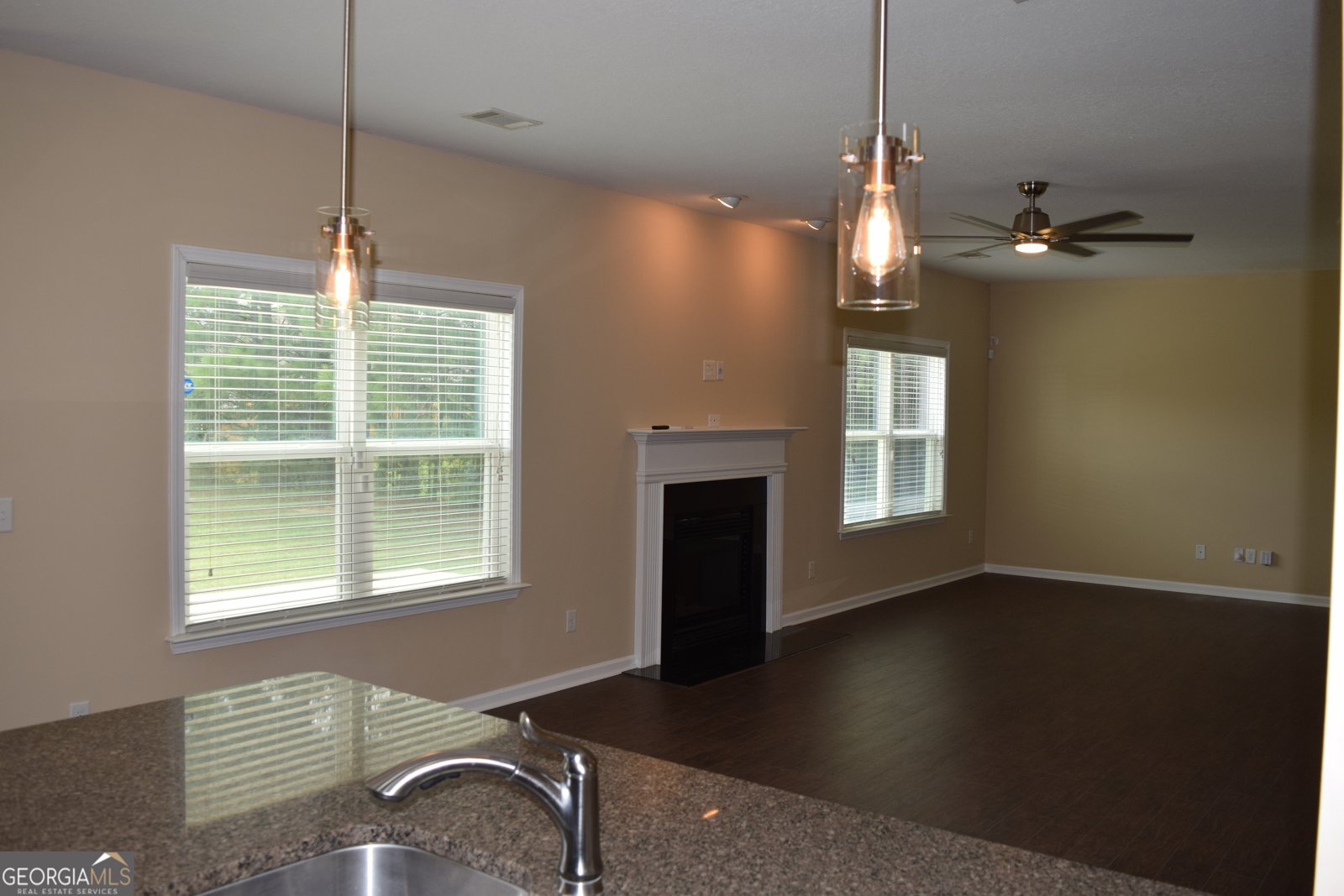 504 Bryant Lake Boulevard LaGrange - 8