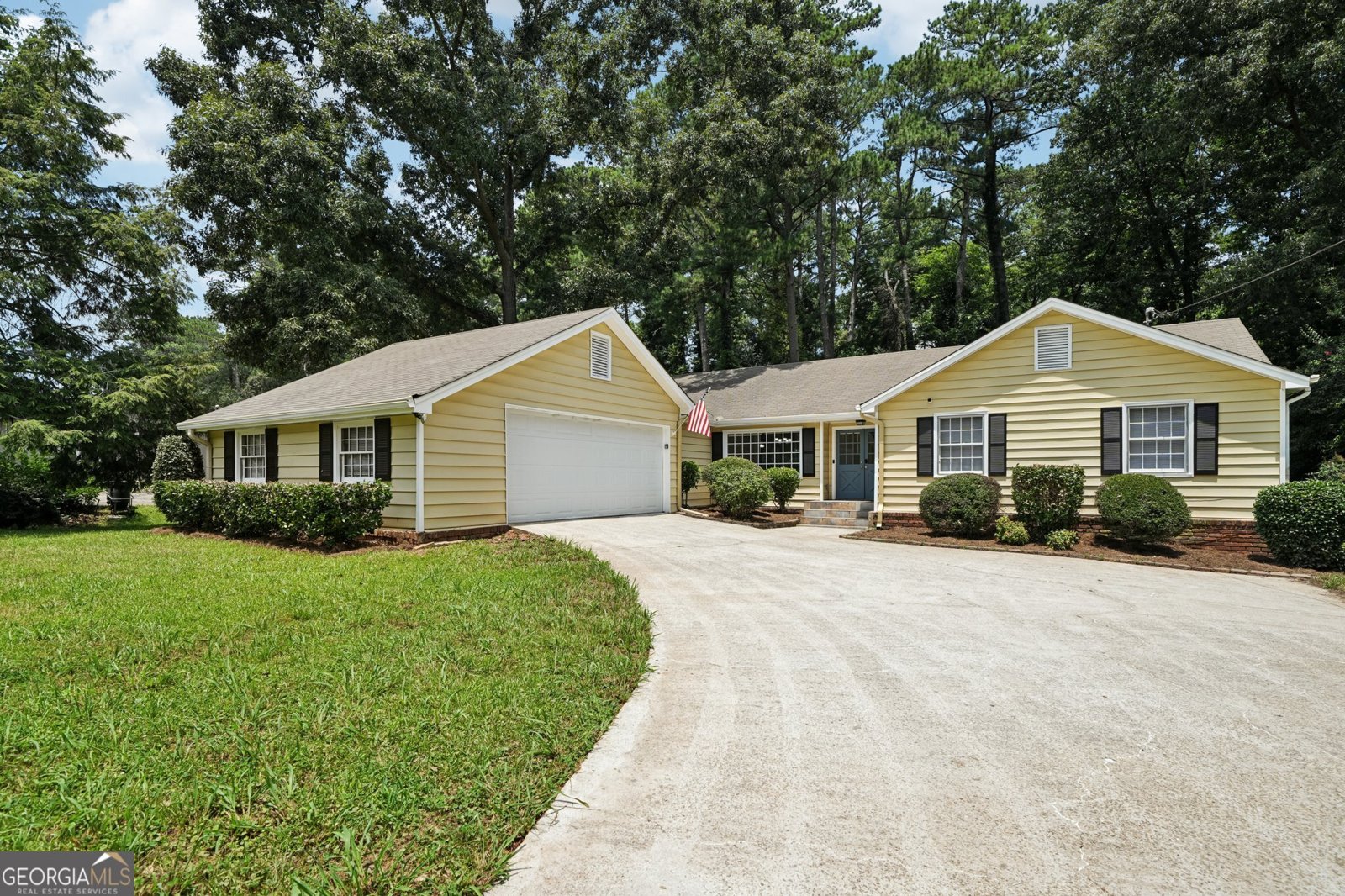 2466 Country Club Drive Conyers - 1