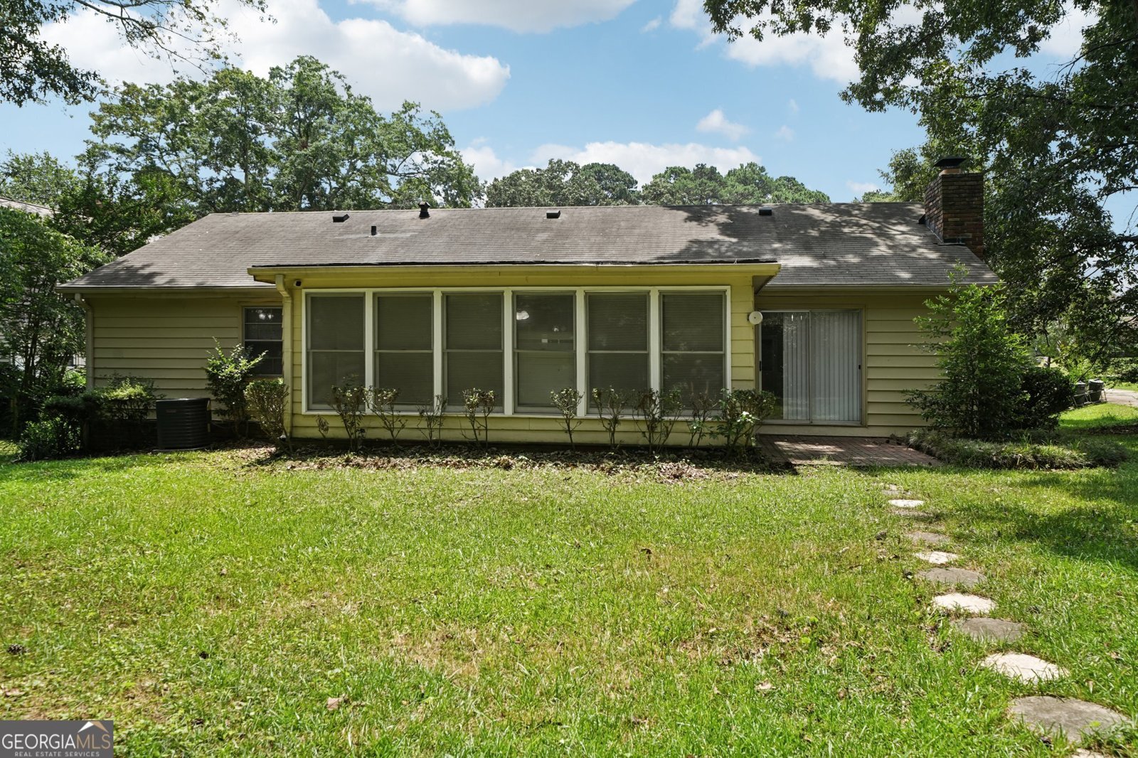 2466 Country Club Drive Conyers - 33