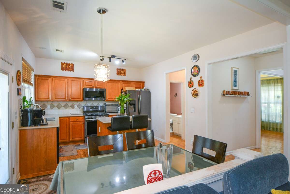 574 Friars Head Drive Suwanee - 6