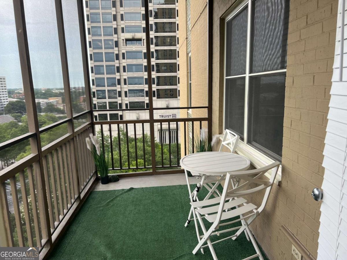 300 Peachtree Street Atlanta - 22