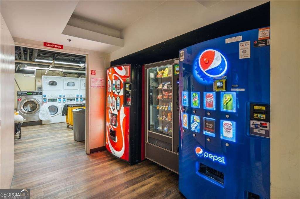 300 Peachtree Street Atlanta - 25