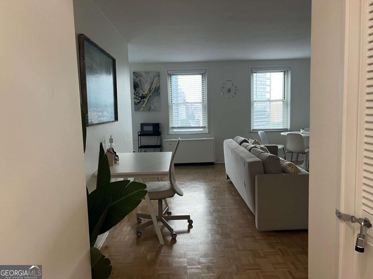 300 Peachtree Street Atlanta - 7