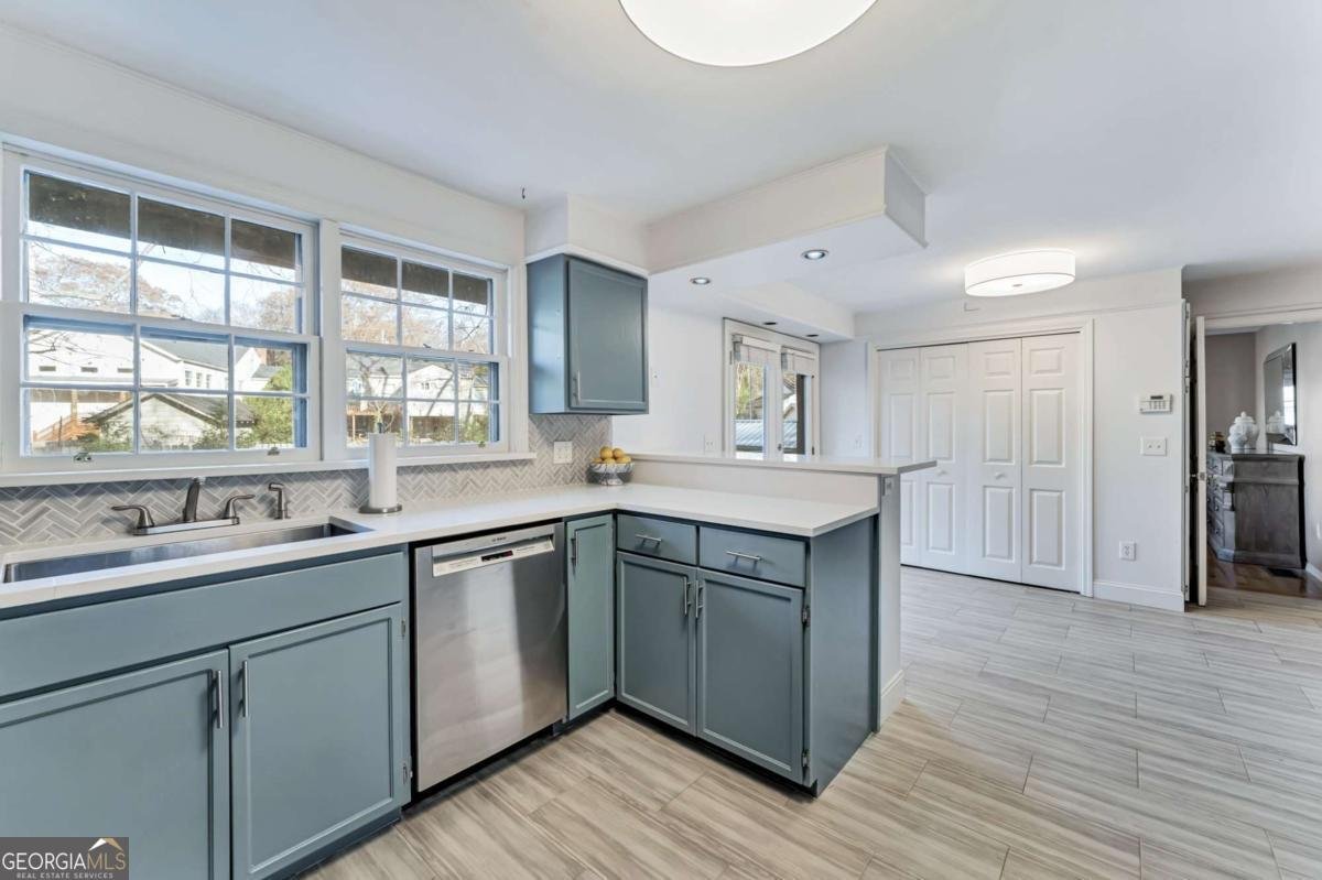 777 Forrest Street Atlanta - 17