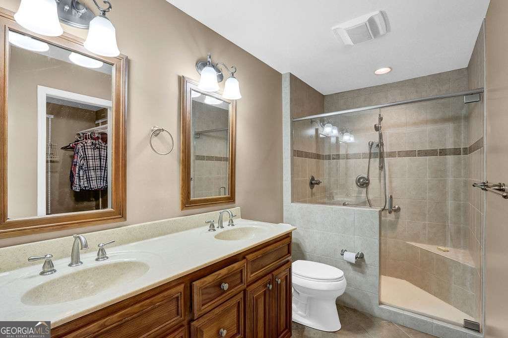 5209 Lanton Drive Gainesville - 28