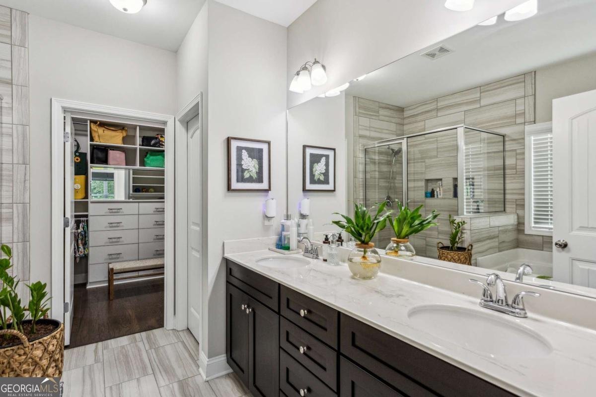 297 Cobblestone Trail Dallas - 19
