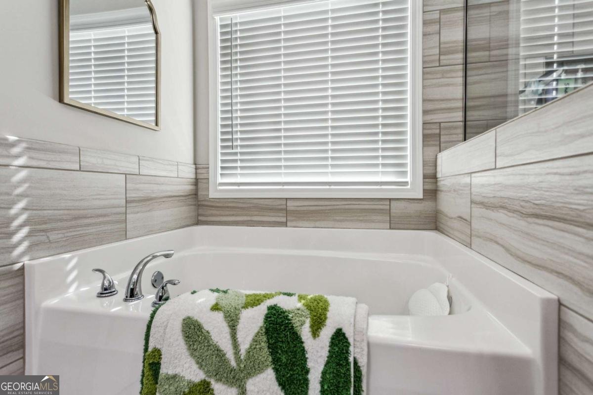 297 Cobblestone Trail Dallas - 21