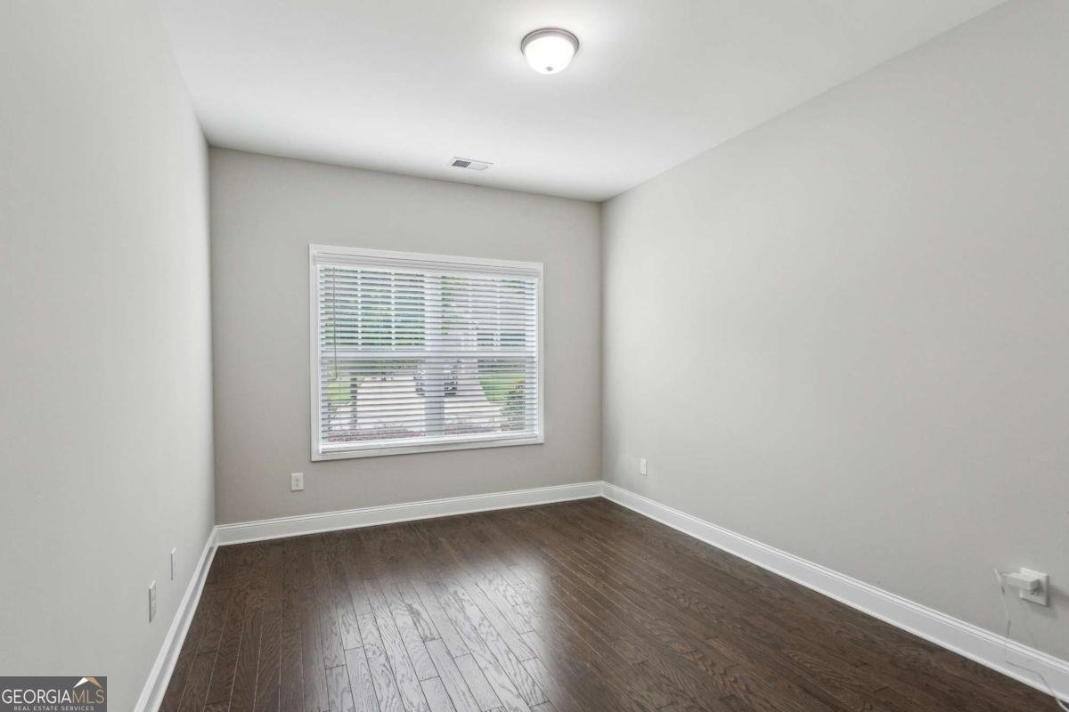 297 Cobblestone Trail Dallas - 23