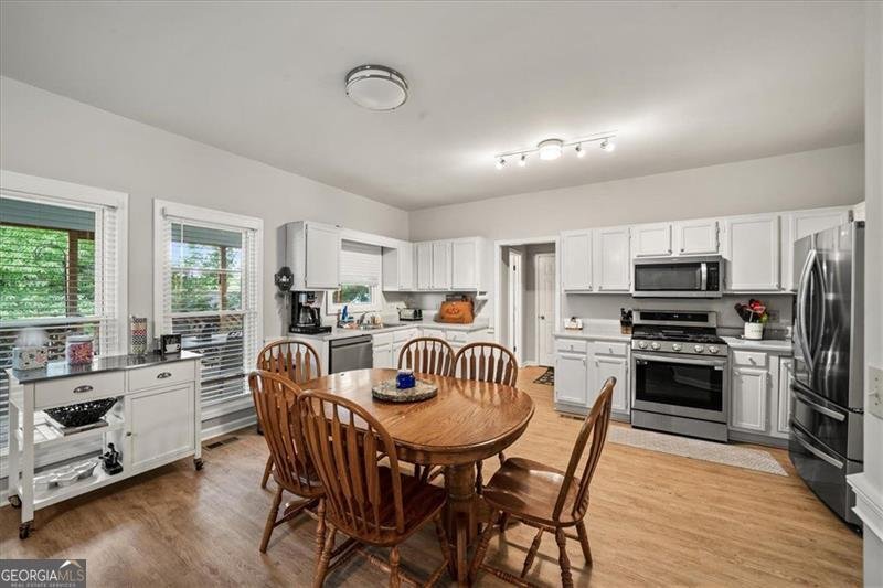 740 Paris Drive Lawrenceville - 11