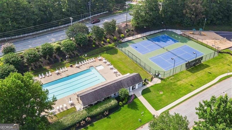 740 Paris Drive Lawrenceville - 45