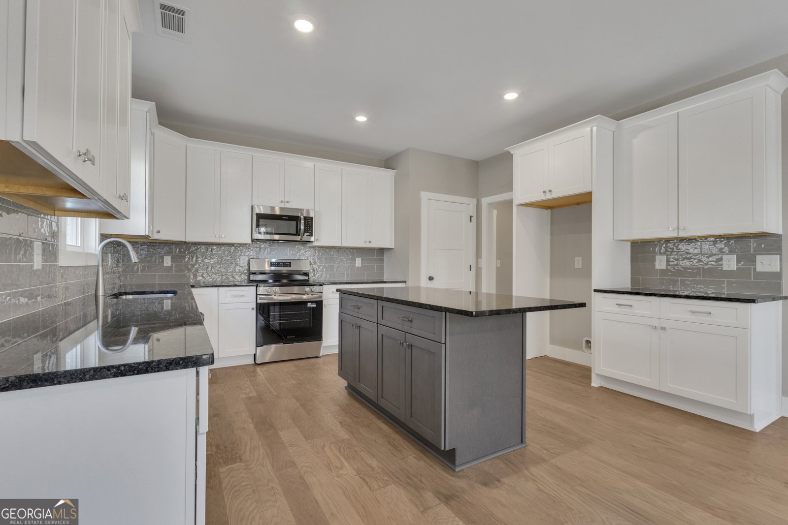 115 Seymour Place Fayetteville - 17