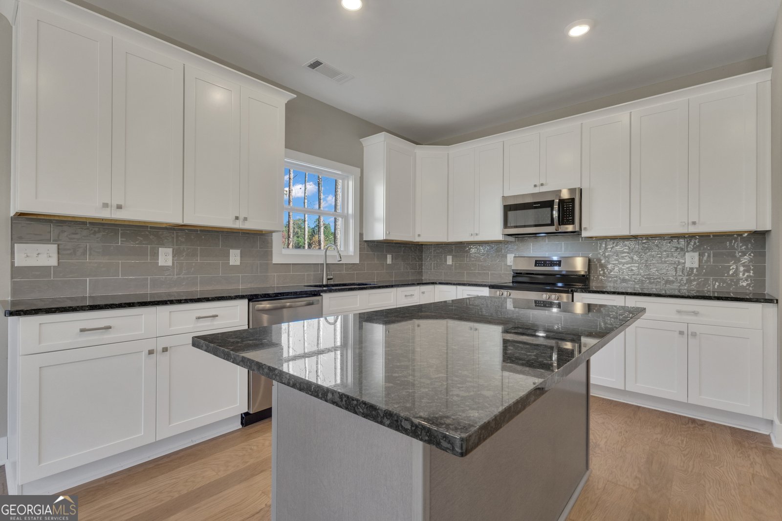 115 Seymour Place Fayetteville - 19