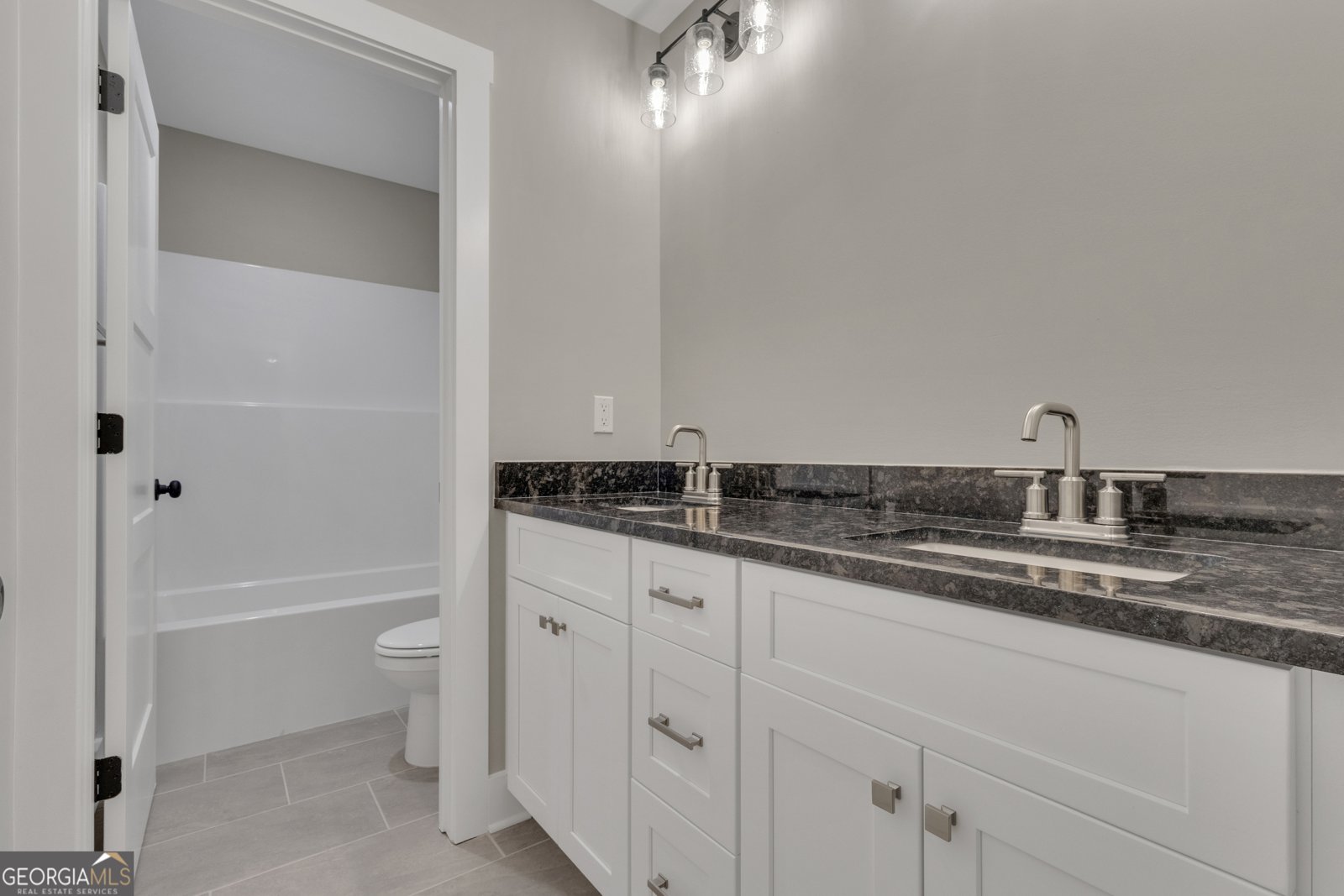 115 Seymour Place Fayetteville - 66