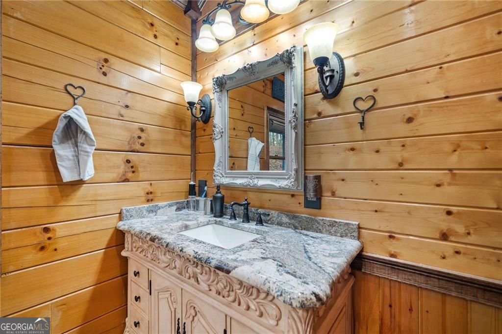 5281 Laurel Lane Gainesville - 32