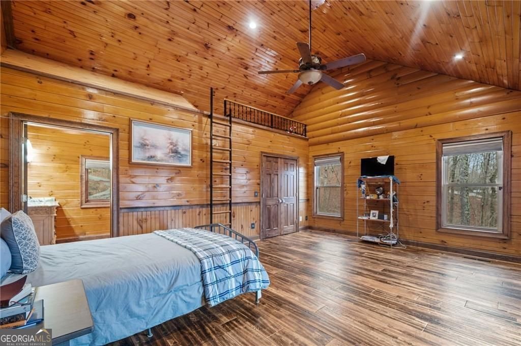 5281 Laurel Lane Gainesville - 34