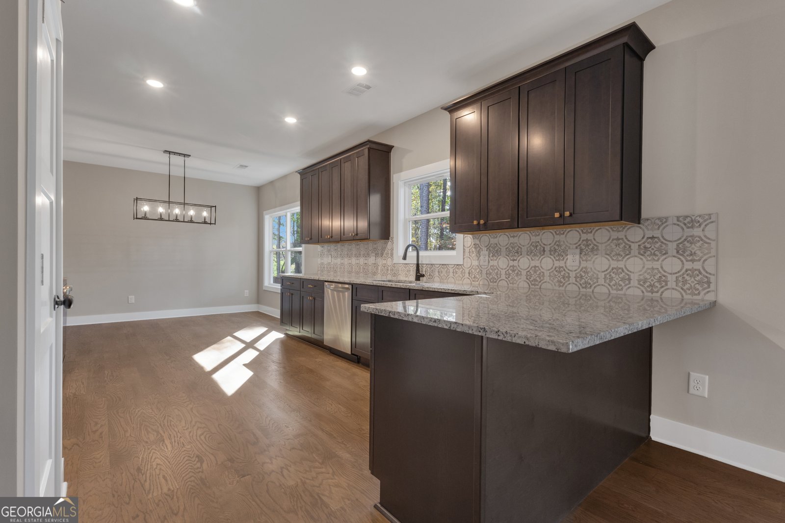 125 Seymour Place Fayetteville - 26