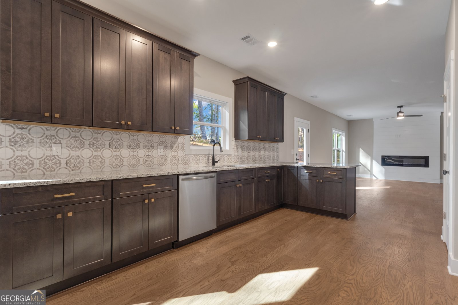 125 Seymour Place Fayetteville - 28