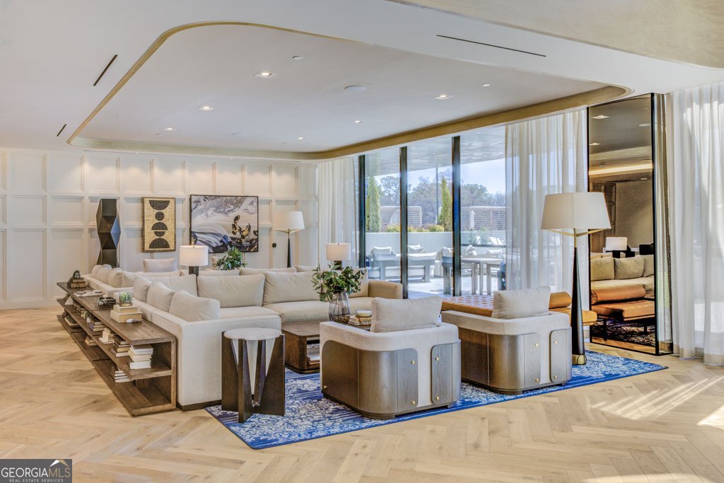 2425 Peachtree Road Atlanta - 14