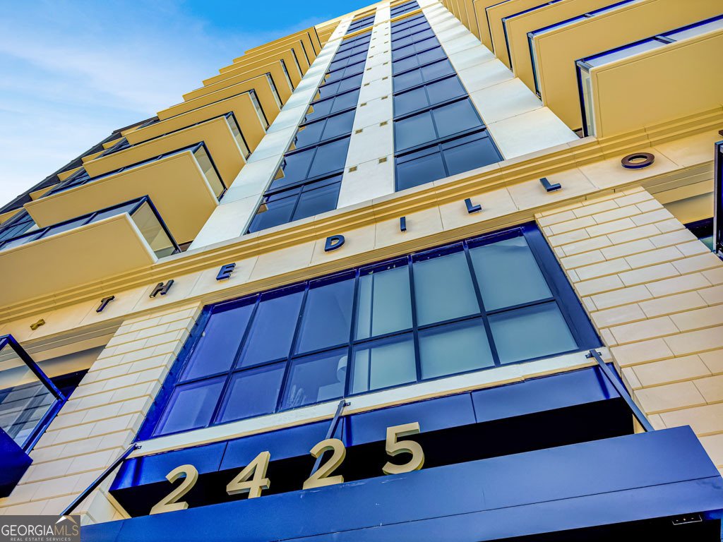 2425 Peachtree Road Atlanta - 24