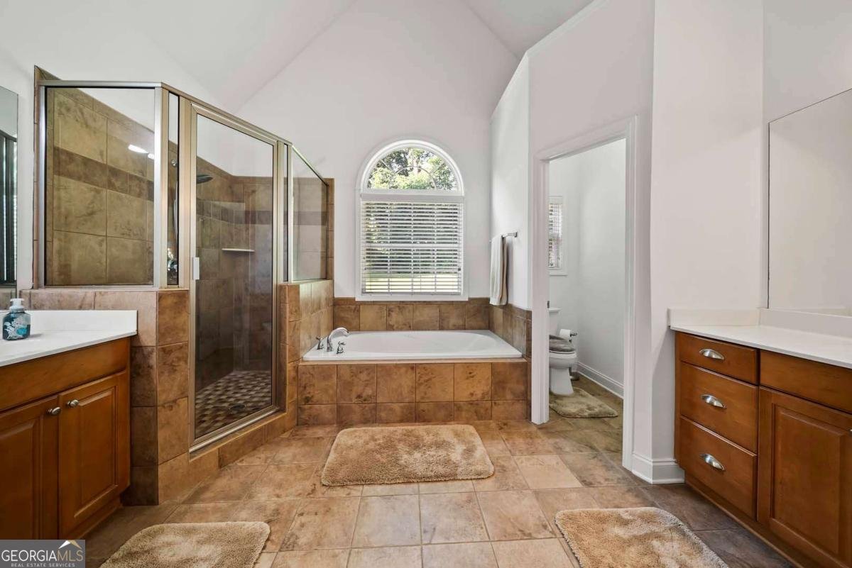 7198 Golfside Drive Covington - 28