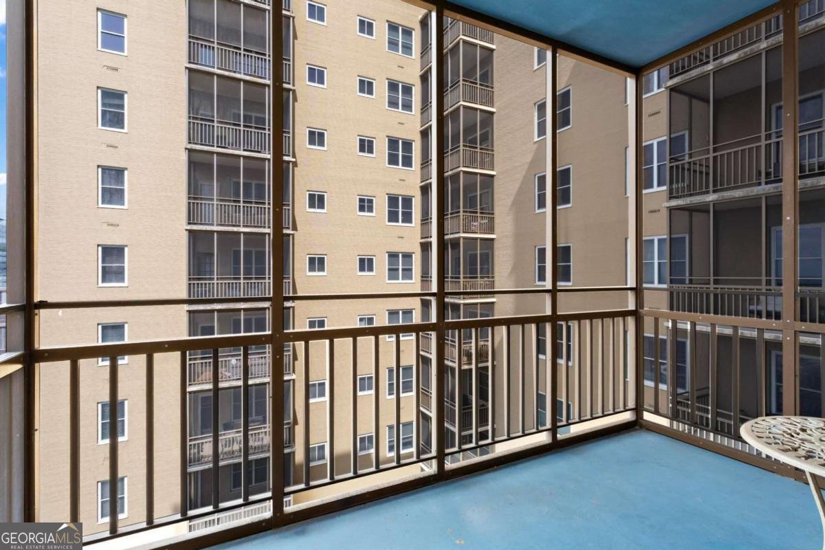300 Peachtree Street Atlanta - 11