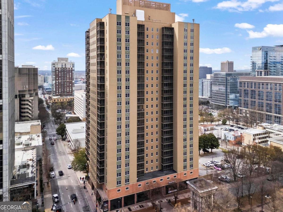 300 Peachtree Street Atlanta - 15