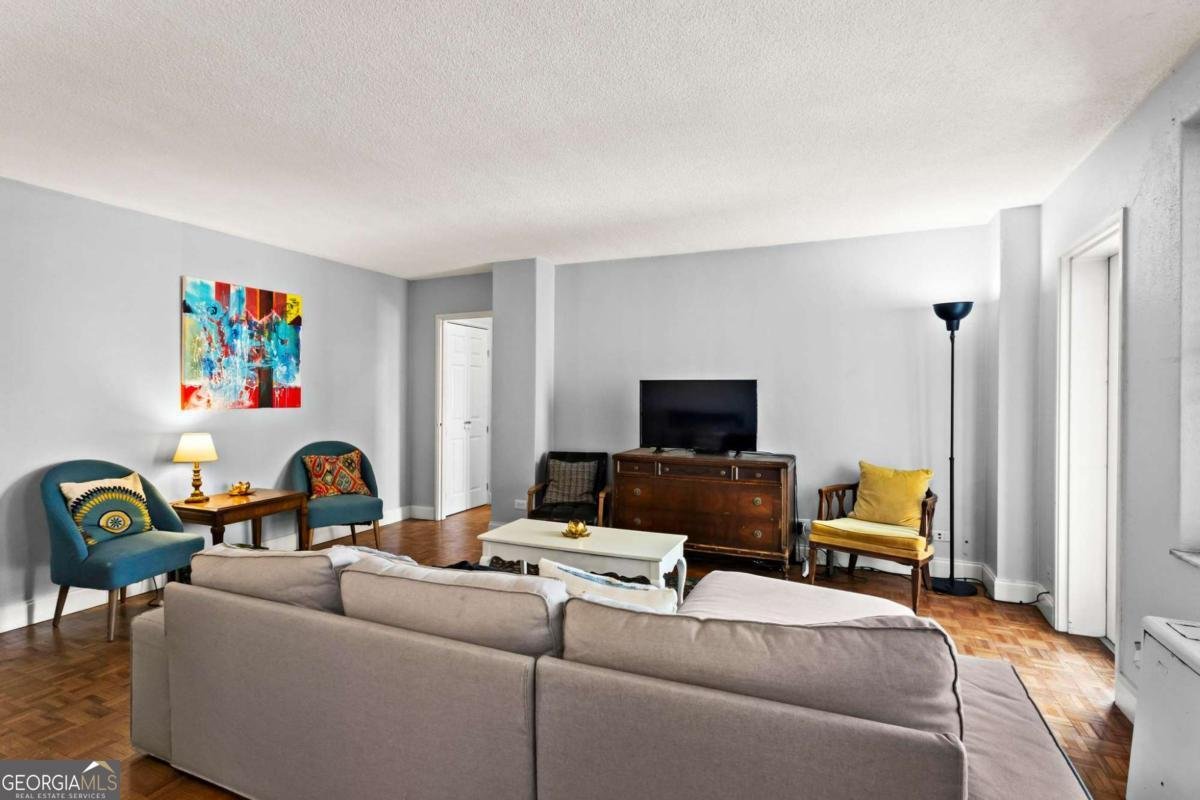 300 Peachtree Street Atlanta - 5