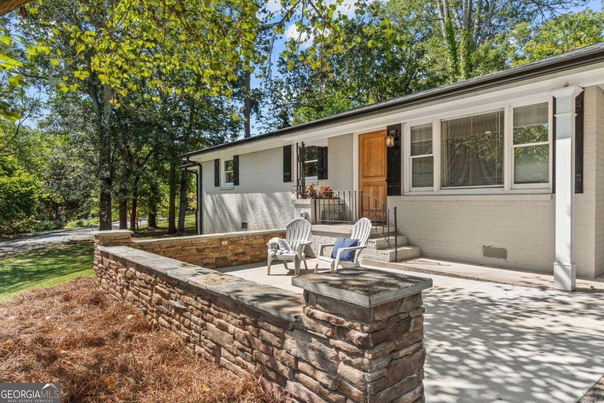 195 Sylvan Road Athens - 1