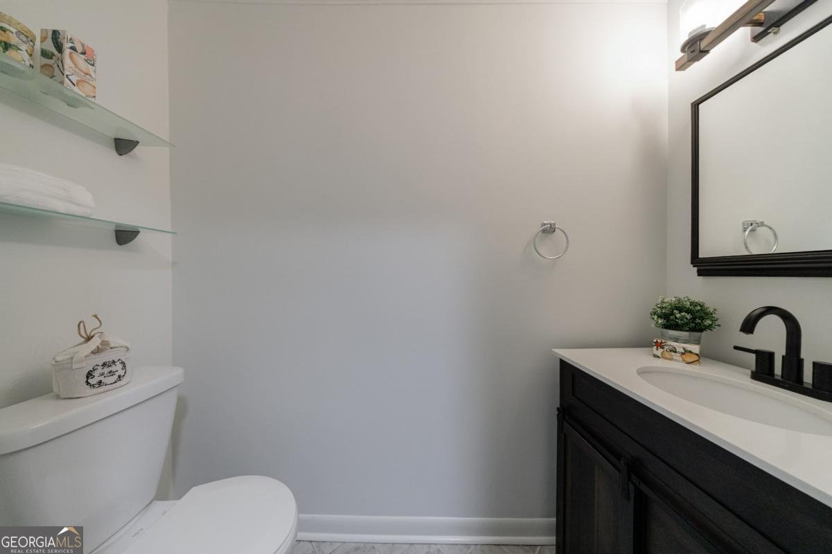 41 Basswood Circle Sandy Springs - 11