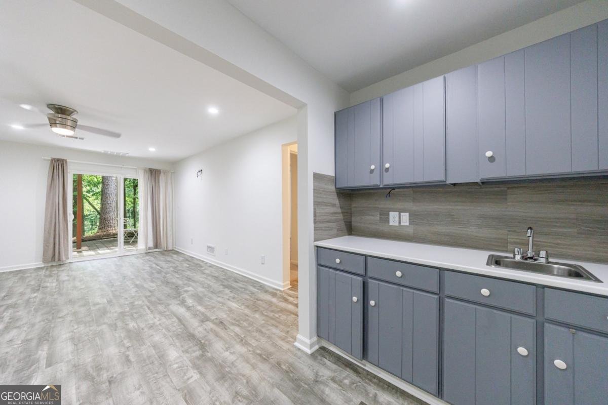 41 Basswood Circle Sandy Springs - 22