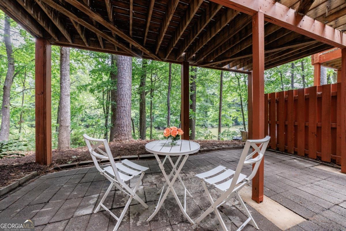 41 Basswood Circle Sandy Springs - 27