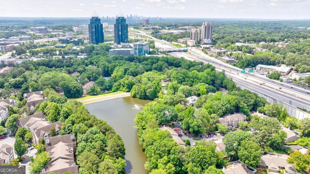 41 Basswood Circle Sandy Springs - 35