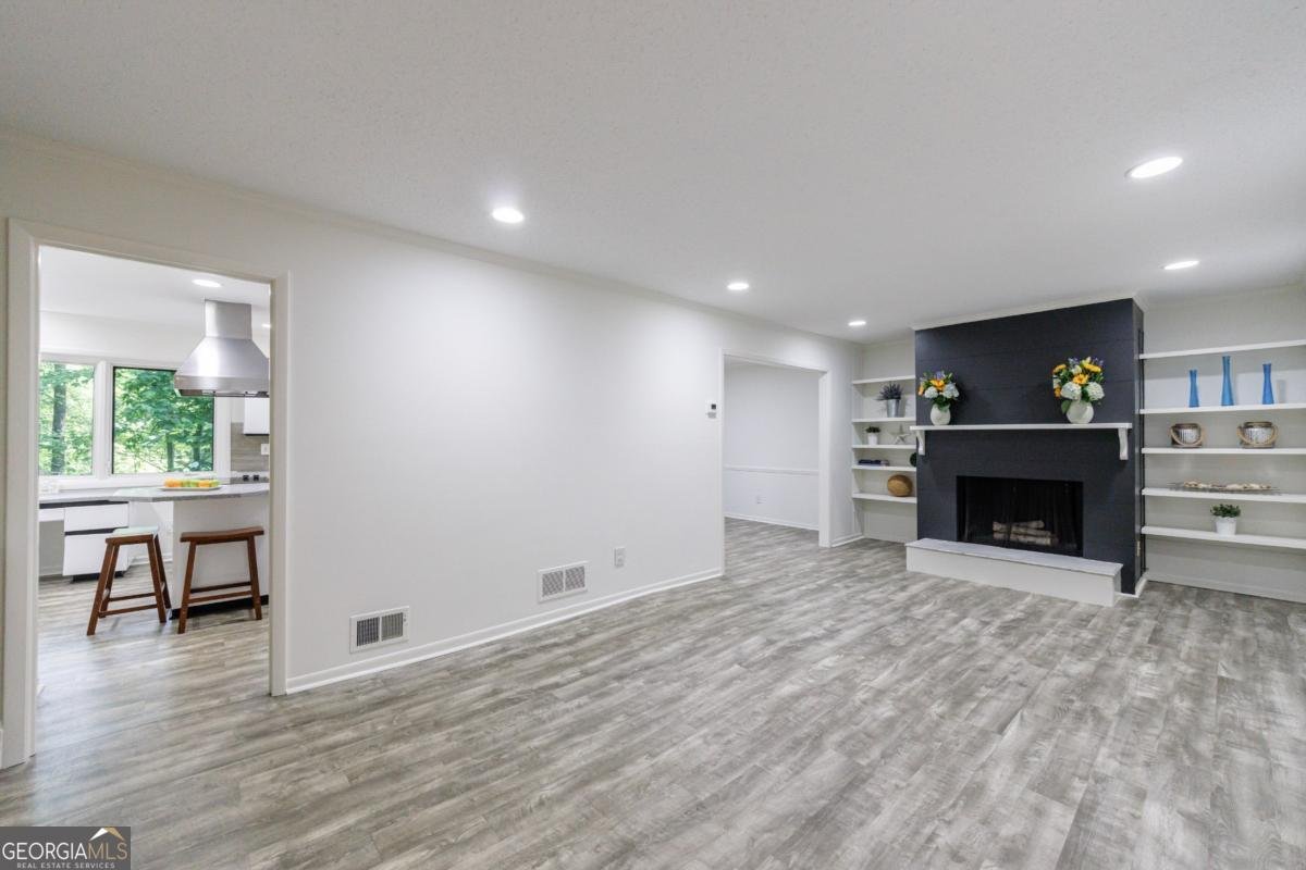 41 Basswood Circle Sandy Springs - 7