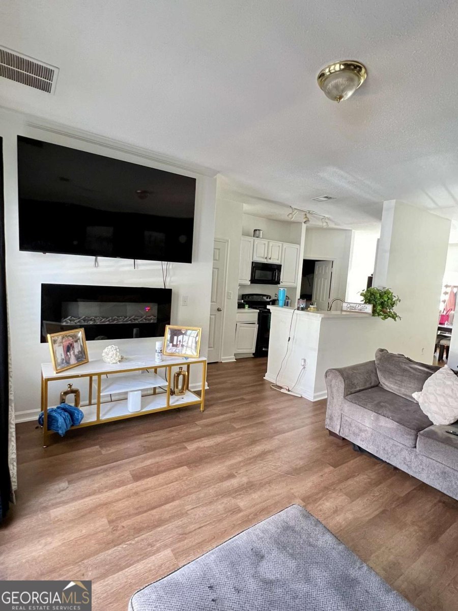 1731 Pryor Road Atlanta - 3