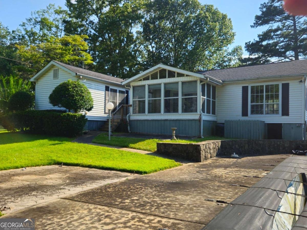 155 Rowe Street Buford - 38