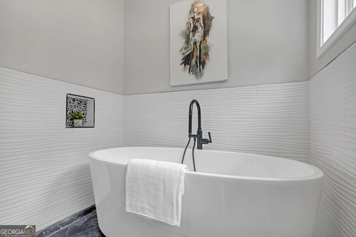 656 Elizabeth Place Atlanta - 26