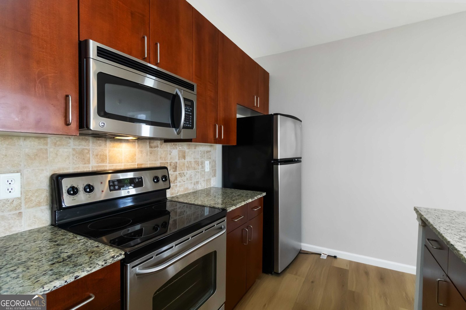 898 Oak Street Atlanta - 10