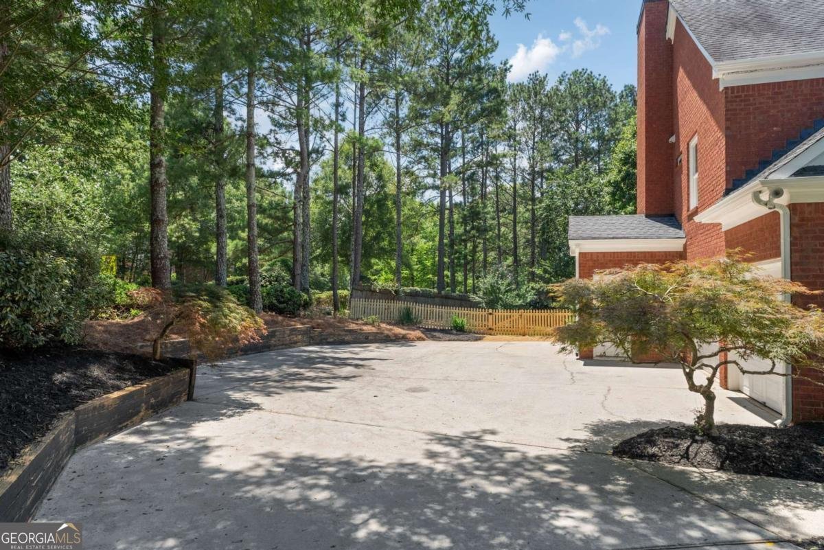 161 Forestview Drive Suwanee - 44