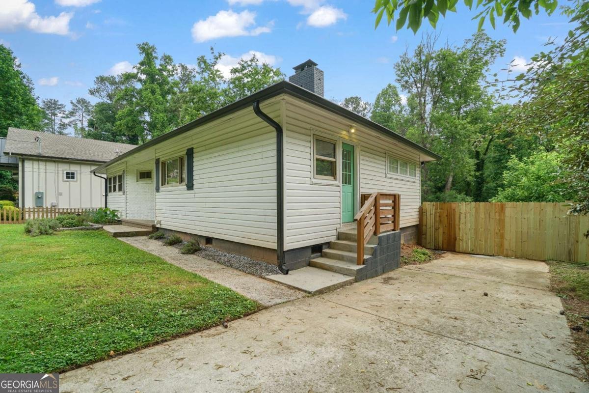 2049 Rector Drive Atlanta - 3