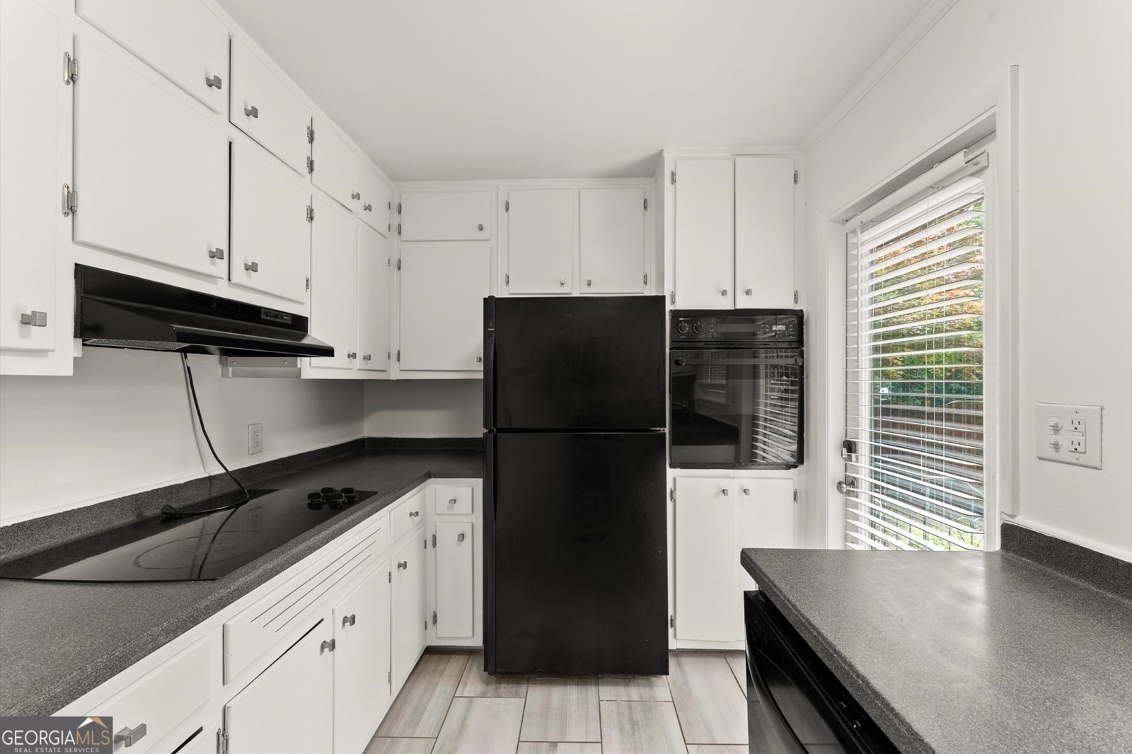 3510 Roswell Road Atlanta - 23