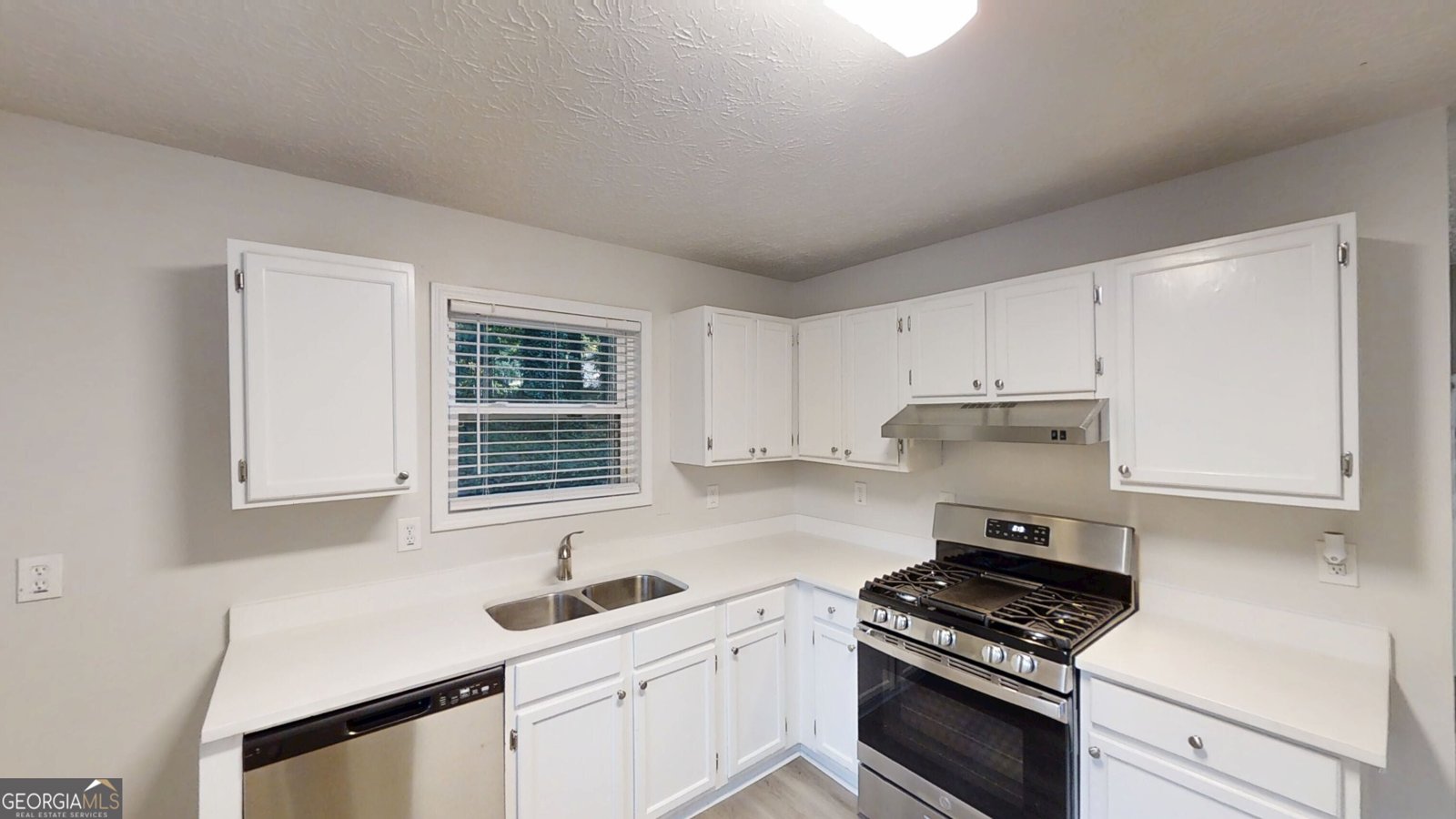 733 Emerald Forest Circle Lawrenceville - 11