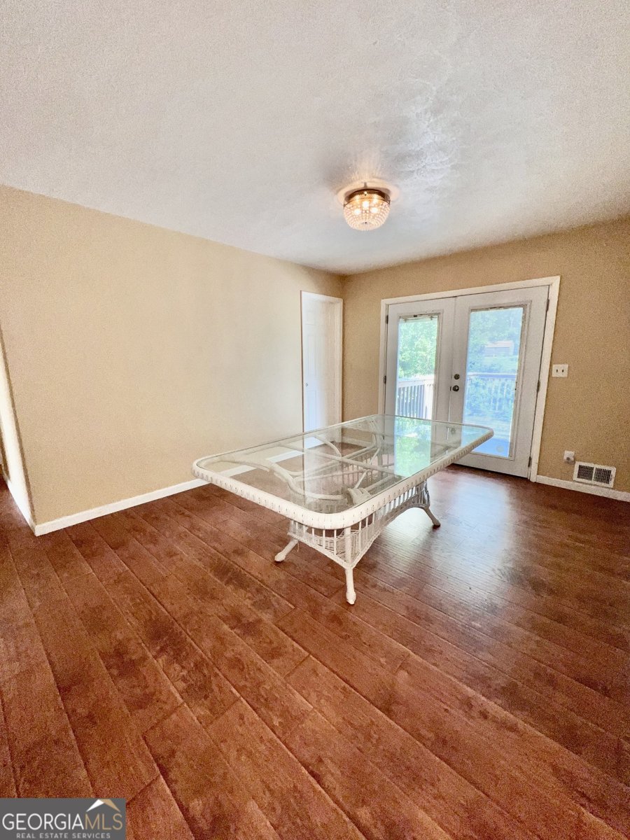 42 Joans Court Lawrenceville - 19