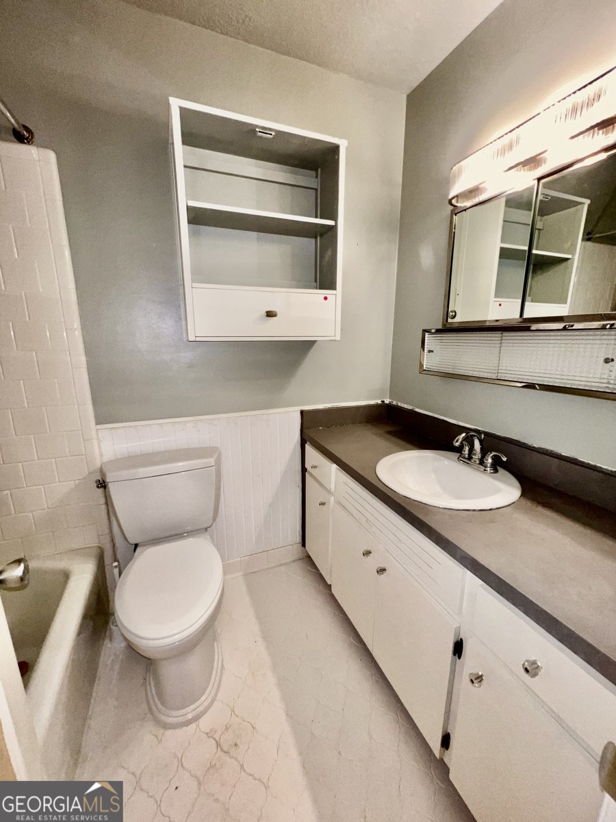 42 Joans Court Lawrenceville - 32