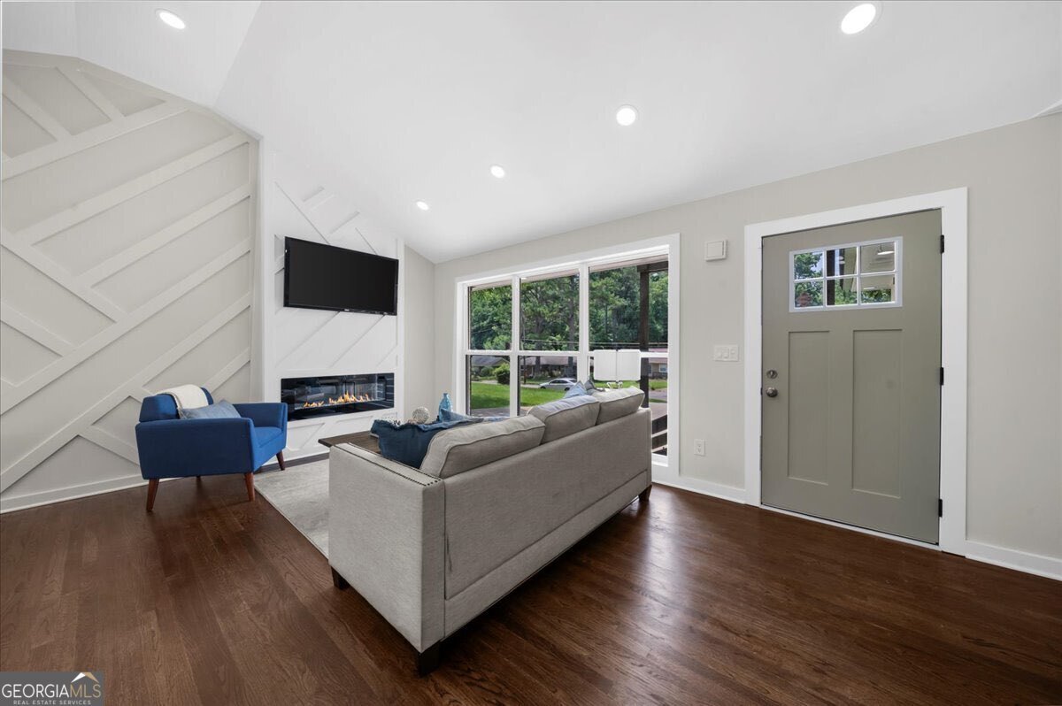 3388 Elgin Drive Decatur - 3