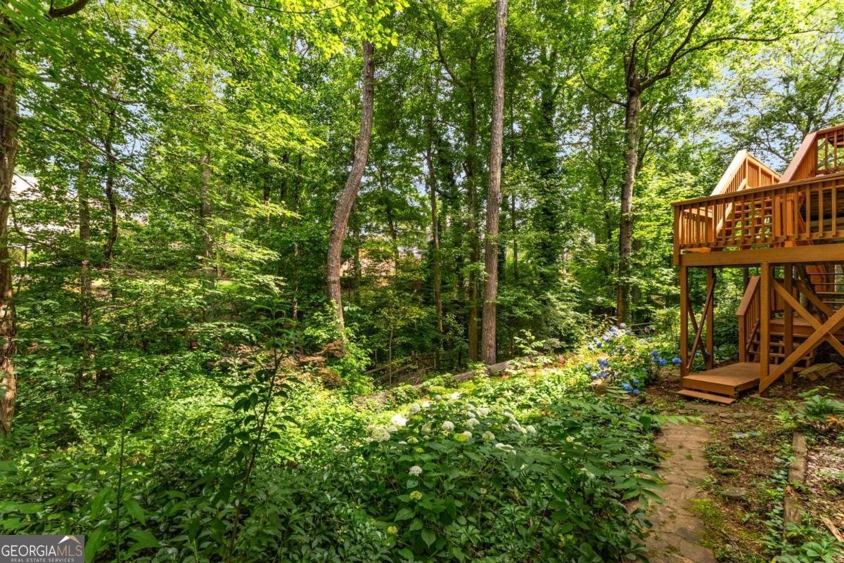1950 Wenlok Trail Marietta - 25