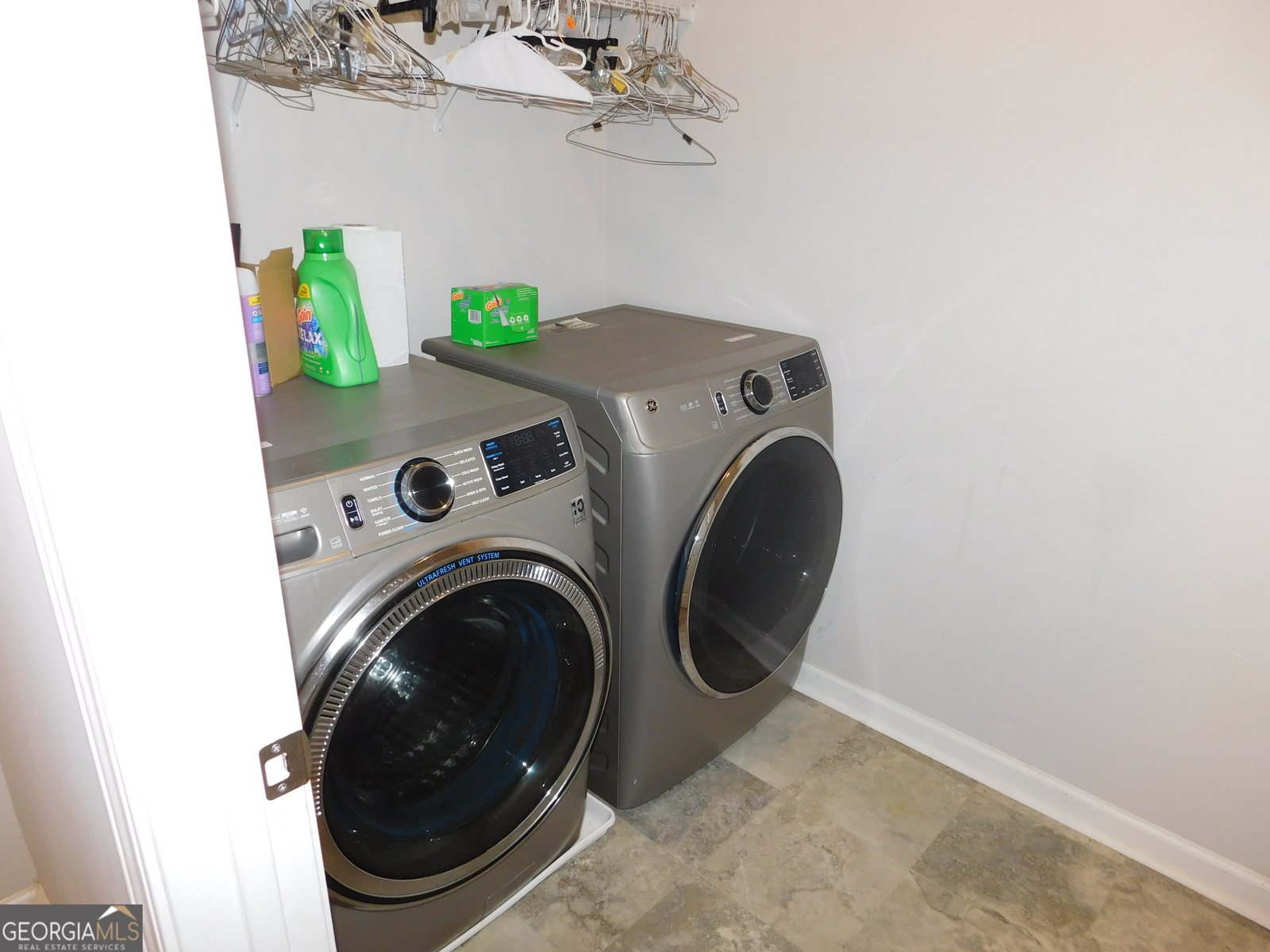 273 Greystone Courts Winder - 23